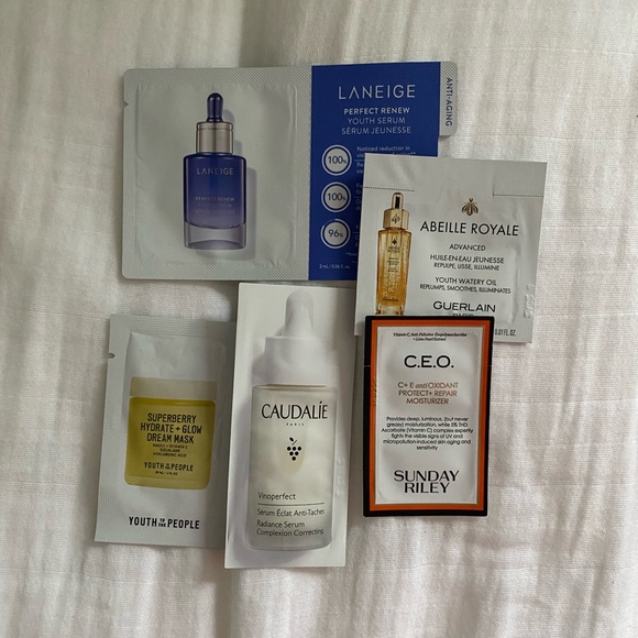 Skincare and makeup bundle - Picture 10 of 13